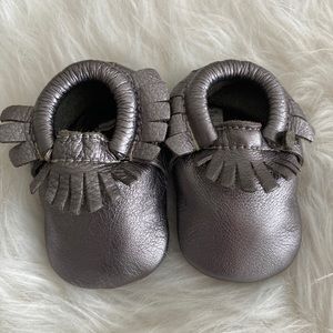 Freshly Picked Metallic Silver Size 1